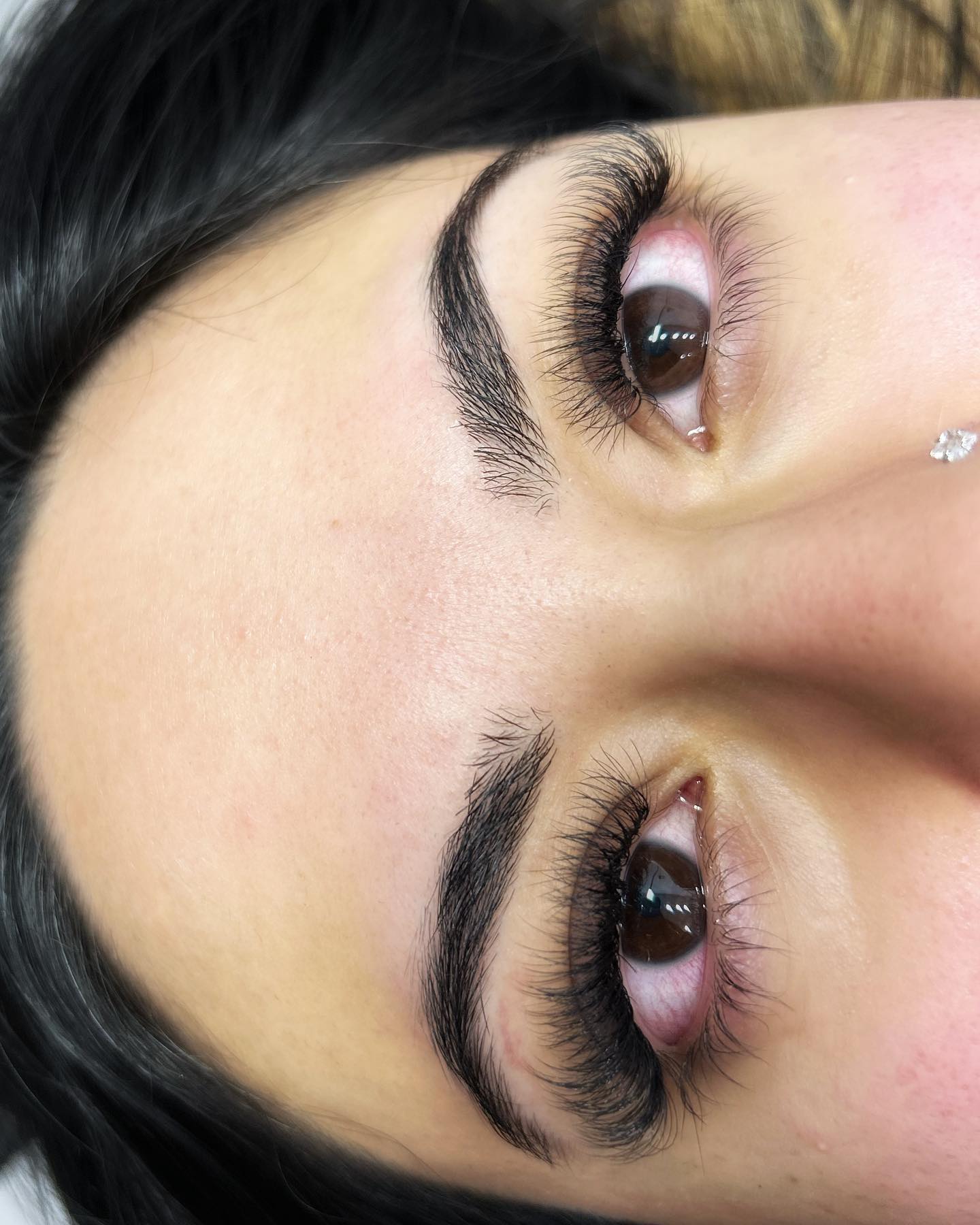 Classic lashes — Bright natural lashes