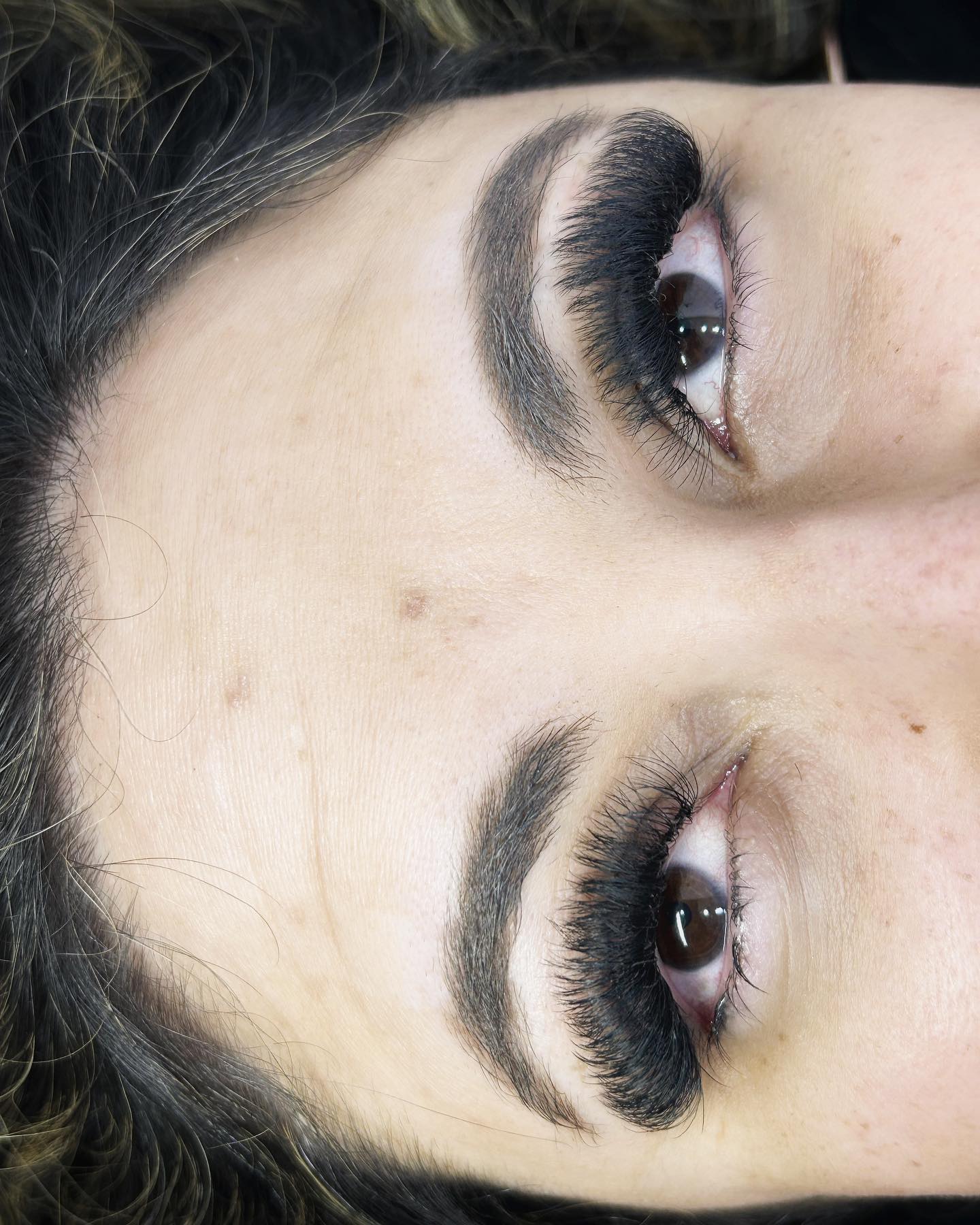 Classic lashes — Elegant classic set
